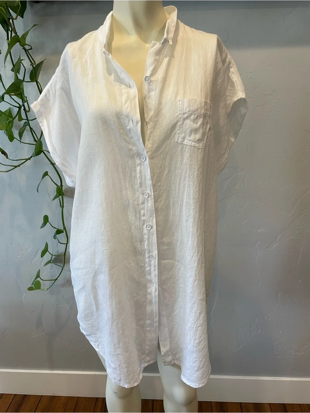 CAbi White Linen Swim Coverup/shirtdress Button-Front M